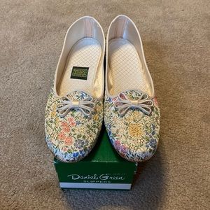 Daniel Green Slippers